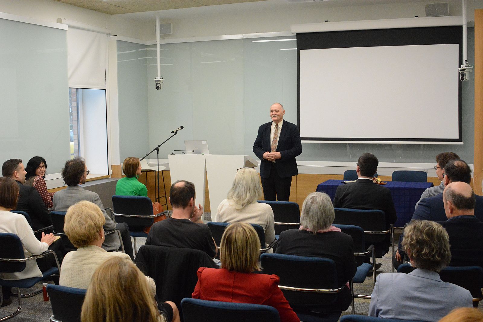 Igazgatói fórum az Óbudai Egyetem Alba Regia Műszaki Karán